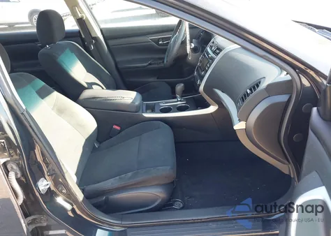 2015 Nissan Altima 2.5 S из США, поврежденный, VIN 1N4AL3AP4FC265607